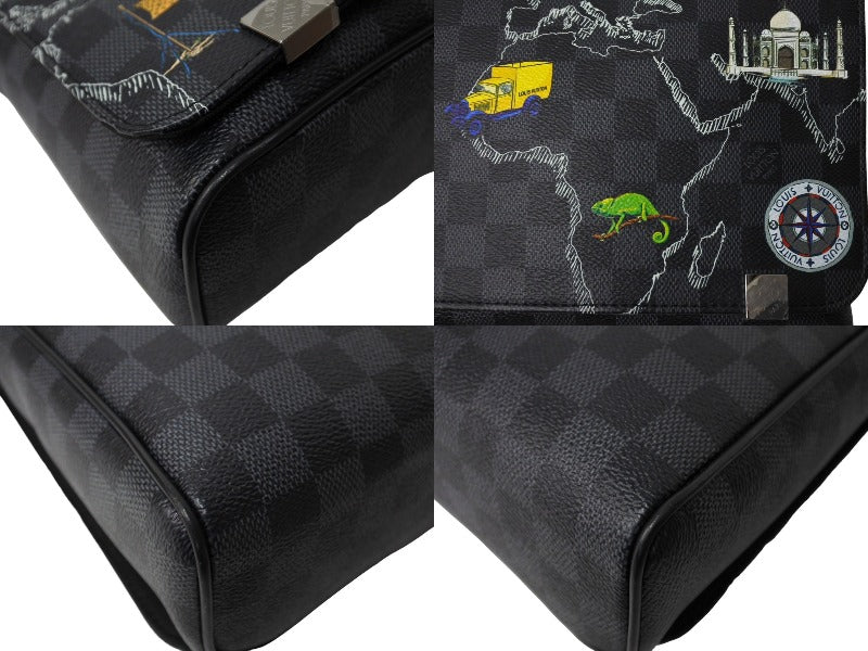 LOUIS VUITTON ルイヴィトン ディストリクトPM NM ショルダーバッグ N40238 ダミエ グラフィット シルバー金具 美品 中古  66254 – Casanova Vintage