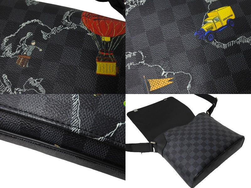 LOUIS VUITTON ルイヴィトン ディストリクトPM NM ショルダーバッグ N40238 ダミエ グラフィット シルバー金具 美品 中古  66254 – Casanova Vintage