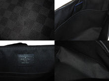 Load image into Gallery viewer, LOUIS VUITTON ルイヴィトン ディストリクトPM NM ショルダーバッグ N40238 ダミエ グラフィット シルバー金具 美品 中古 66254