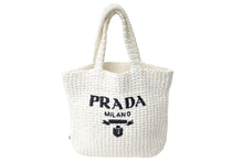 Load image into Gallery viewer, PRADA プラダ スモール クロシェ トートバッグ 1BG422 トライアングルロゴ ラフィア ホワイト ブラック ロゴ 美品 中古 66324