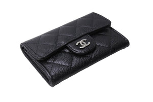 CHANEL シャネル カードケース ココマーク フラップ 26番台 キャビアスキン マトラッセ シルバー金具 ブラック 美品 中古 66336