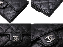 Load image into Gallery viewer, CHANEL シャネル カードケース ココマーク フラップ 26番台 キャビアスキン マトラッセ シルバー金具 ブラック 美品 中古 66336