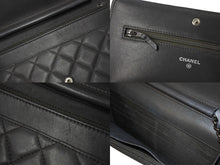 Load image into Gallery viewer, CHANEL シャネル ボーイシャネル チェーンウォレット ショルダーバッグ ラムスキン 21番台 シルバー金具 財布 ココマーク 美品 中古 66338