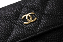 画像をギャラリービューアに読み込む, 極美品 CHANEL シャネル タイムレス クラシックライン コンパクトウォレット 財布 マトラッセ ココマーク キャビアスキン 中古 66340