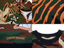 画像をギャラリービューアに読み込む, 極美品 ChromeHearts クロムハーツ MattyBoy マッティボーイ Caution Crewneck スウェット カモ ブラウン サイズL 中古 66364