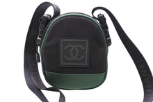 画像をギャラリービューアに読み込む, CHANEL シャネル ココマーク スポーツライン ショルダーバッグ 8番台 ブラック グリーン キャンバス 美品 中古 66381