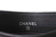 画像をギャラリービューアに読み込む, CHANEL シャネル カードケース ココマーク 16番台 イタリア製 キャビアスキン ブラック 美品 中古 66382