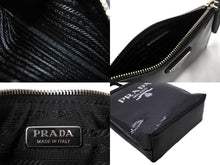 Load image into Gallery viewer, PRADA プラダ トートバッグ ハンドバッグ スパンコール メッシュ イタリア製 1BG417 ブラック ホワイト 美品 中古 66391