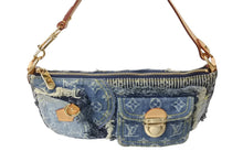 Load image into Gallery viewer, 極美品 LOUISVUITTON ルイヴィトン パウチィ ワンショルダーバッグ M95382 パッチワーク モノグラムデニム ブルー 中古 66403