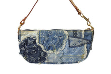 Load image into Gallery viewer, 極美品 LOUISVUITTON ルイヴィトン パウチィ ワンショルダーバッグ M95382 パッチワーク モノグラムデニム ブルー 中古 66403