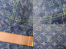 Load image into Gallery viewer, 極美品 LouisVuitton ルイヴィトン デニム サンライズ ショルダーバッグ ブルーグラデーション デニムキャンバス M93189 中古 66404