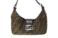 画像をギャラリービューアに読み込む, FENDI フェンディ ワンショルダーバッグ ズッカ柄 マンマバケット キャンバス レザー シルバー金具 ブラウン 美品 中古 66424