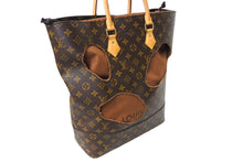 Load image into Gallery viewer, 極美品 LOUIS VUITTON ルイヴィトン ウィズホールズ トートバッグ M40279 コムデギャルソン 川久保玲 2014 ゴールド金具 中古 66431