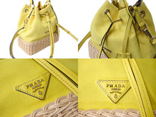 Load image into Gallery viewer, 極美品 PRADA プラダ プラージュウィッカー ハンドバッグ ショルダーバッグ 2WAY 1BE039 トライアングルロゴ イエロー ベージュ 中古 66515