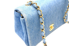 Load image into Gallery viewer, CHANEL シャネル デニム チェーン ミニ ショルダーバッグ ブルー フルフラップ ココマーク ロゴ ゴールド金具 美品 中古 66516
