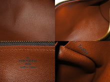 Load image into Gallery viewer, 極美品 LOUIS VUITTON ルイヴィトン パピヨン26 ハンドバッグ M51366 モノグラム PVC レザー ブラウン ゴールド金具 中古 66518