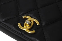 画像をギャラリービューアに読み込む, 極美品 CHANEL シャネル マトラッセ チェーンショルダーバッグ 31番台 ラムスキン ブラック マッドゴールド金具 中古 66520
