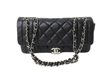 Load image into Gallery viewer, CHANEL シャネル マドモアゼル パンチング ショルダーバッグ ココマーク 11番台 ラムスキン ブラック シルバー金具 美品 中古 66522