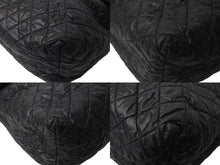 Load image into Gallery viewer, CHANEL シャネル コココクーン ショルダーバッグ 13番台 ココマーク ナイロン レザー ブラック シルバー金具 美品 中古 66529
