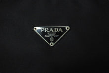 Load image into Gallery viewer, 極美品 PRADA プラダ ホーボー ハンドバッグ ワンショルダーバッグ MV515 トライアングルロゴ ナイロン ブラック 中古 66548