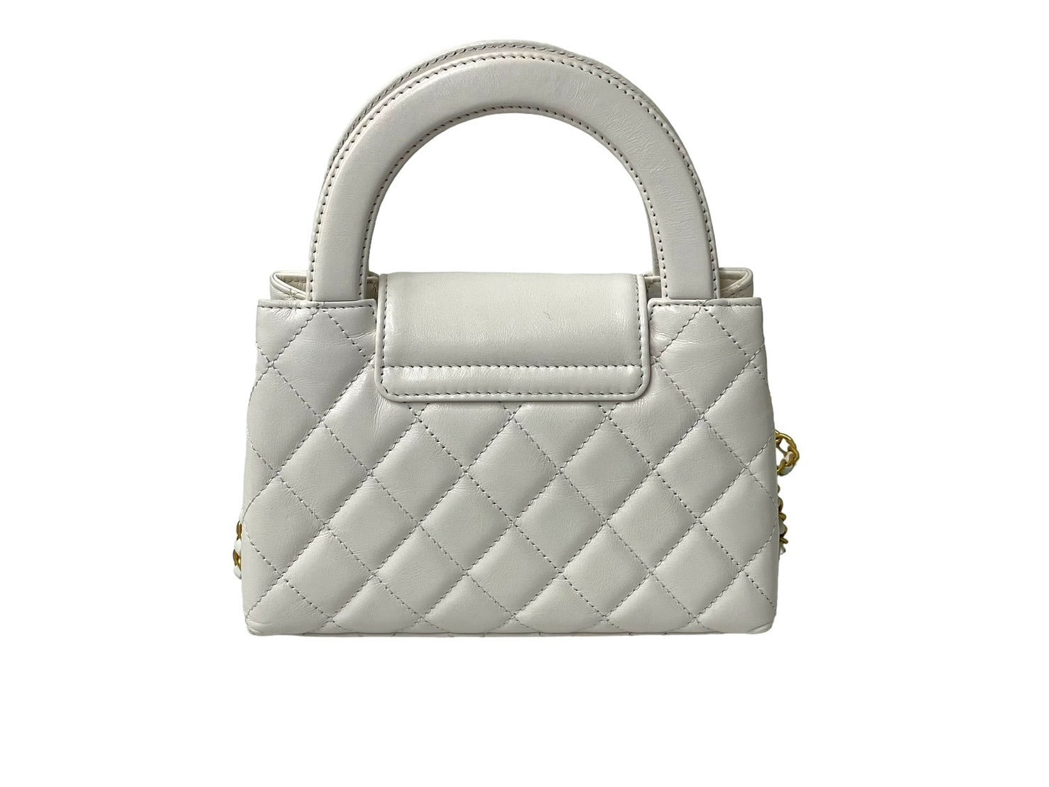 極美品 CHANEL シャネル マトラッセ ミニショッピングバッグ ランダム番台 シャイニーエイジドカーフスキン ホワイト 中古 66565 –  Casanova Vintage