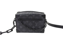 Load image into Gallery viewer, LouisVuitton ルイヴィトン モノグラム エクリプス ミニソフトトランク ショルダーバッグ M44735 ブラック 美品 中古 66571