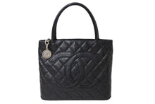画像をギャラリービューアに読み込む, CHANEL シャネル 復刻トート トートバッグ 10番台 ココマーク カーフスキン キルティング ブラック シルバー金具 美品 中古 66575