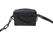 Load image into Gallery viewer, 極美品 LOUIS VUITTON ルイヴィトン モノグラム エクリプス ミニソフトトランク ショルダーバッグ M44735 ブラック 中古 66632