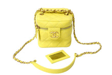 画像をギャラリービューアに読み込む, 新品同様 CHANEL シャネル ココマーク バニティ 2WAYショルダーバッグ ラムスキン 22AW AS3357 イエロー ゴールド金具 中古 66640