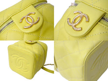 画像をギャラリービューアに読み込む, 新品同様 CHANEL シャネル ココマーク バニティ 2WAYショルダーバッグ ラムスキン 22AW AS3357 イエロー ゴールド金具 中古 66640