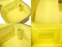 画像をギャラリービューアに読み込む, 新品同様 CHANEL シャネル ココマーク バニティ 2WAYショルダーバッグ ラムスキン 22AW AS3357 イエロー ゴールド金具 中古 66640