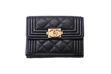 画像をギャラリービューアに読み込む, CHANEL シャネル ボーイシャネル 三つ折り財布 26番台 コンパクトウォレット キルティング ココマーク ブラック 美品 中古 66733