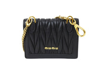 Load image into Gallery viewer, MIUMIU ミュウミュウ マトラッセミニチェーンショルダーバッグ 5TT123 ゴールド金具 ブラック 美品 中古 66734