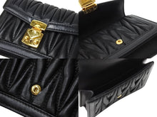 Load image into Gallery viewer, MIUMIU ミュウミュウ マトラッセミニチェーンショルダーバッグ 5TT123 ゴールド金具 ブラック 美品 中古 66734