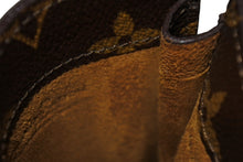 Load image into Gallery viewer, LOUIS VUITTON ルイヴィトン エテュイ リュネット サーンプル モノグラム メガネケース M62962 ブラウン 美品 中古 66742