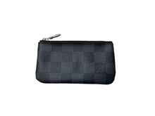 Load image into Gallery viewer, LOUIS VUITTON ルイ ヴィトン ポシェット クレ カードキーケース ダミエグラフィット N60155 ブラック グレー 美品 中古 66743