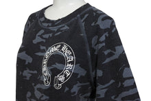 画像をギャラリービューアに読み込む, CHROME HEARTS クロムハーツ 長袖Ｔシャツ ホースシュー CHプラス スクロール プリント ラグラン カモフラ柄 美品 中古 66792