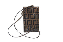 Load image into Gallery viewer, 極美品 FENDI フェンディ ミニショルダーバッグ フォンケース 2WAY ズッカ柄 シルバー金具 ブラウン 中古 66797