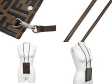 画像をギャラリービューアに読み込む, 極美品 FENDI フェンディ ミニショルダーバッグ フォンケース 2WAY ズッカ柄 シルバー金具 ブラウン 中古 66797