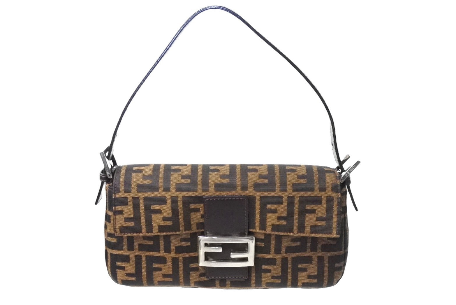 極美品 FENDI フェンディ マンマバケット ハンドバッグ ズッカ柄 ズッカ ブラウン シルバー金具 中古 66798 – Casanova  Vintage