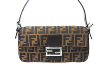 画像をギャラリービューアに読み込む, 極美品 FENDI フェンディ マンマバケット ハンドバッグ ズッカ柄 ズッカ ブラウン シルバー金具 中古 66798
