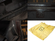 画像をギャラリービューアに読み込む, 極美品 FENDI フェンディ マンマバケット ハンドバッグ ズッカ柄 ズッカ ブラウン シルバー金具 中古 66798