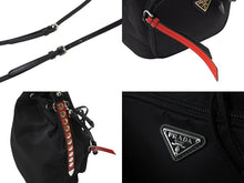 画像をギャラリービューアに読み込む, PRADA プラダ 巾着ショルダーバッグ スタッズ 1BH038 イタリア製 ナイロン レザー ブラック レッド シルバー 美品 中古 66815