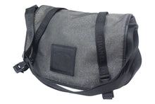 Load image into Gallery viewer, 極美品 CHANEL シャネル ヴィンテージ スポーツライン ショルダーバッグ 10番台 ラメ ジャガード グレー ブラック 中古 66934