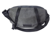 Load image into Gallery viewer, 極美品 CHANEL シャネル ヴィンテージ スポーツライン ショルダーバッグ 10番台 ラメ ジャガード グレー ブラック 中古 66934