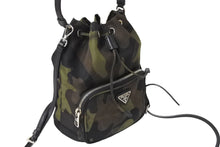 画像をギャラリービューアに読み込む, 極美品 PRADA プラダ ハンドバッグ 1N1864 迷彩 カモフラ 巾着 ミニバッグ ナイロン 中古 66955