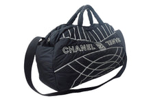 画像をギャラリービューアに読み込む, CHANEL シャネル スポーツライン スポーツバッグ ボストンバッグ 2WAY ショルダーバッグ ナイロン ブラック ホワイト 美品 中古 66961