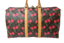 画像をギャラリービューアに読み込む, LOUIS VUITTON ルイヴィトン モノグラムチェリー キーポル45 ボストンバッグ M95011 村上隆 レッド ブラウン ロゴ 旅行バッグ 美品 中古 67018