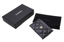 画像をギャラリービューアに読み込む, 新品未使用 CHANEL シャネル カードケース ココマーク キャビアスキン シリアルランダム ブラック ゴールド金具 中古 67035