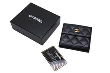 画像をギャラリービューアに読み込む, CHANEL シャネル 二つ折り財布 ココマーク キャビアスキン 17番台 ブラック ゴールド金具 ウォレット 小物 美品 中古 67036